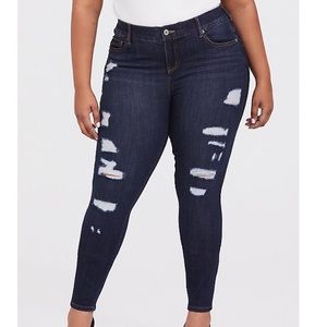 Torrid Premium Bombshell Skinny Jeans w/ Distress